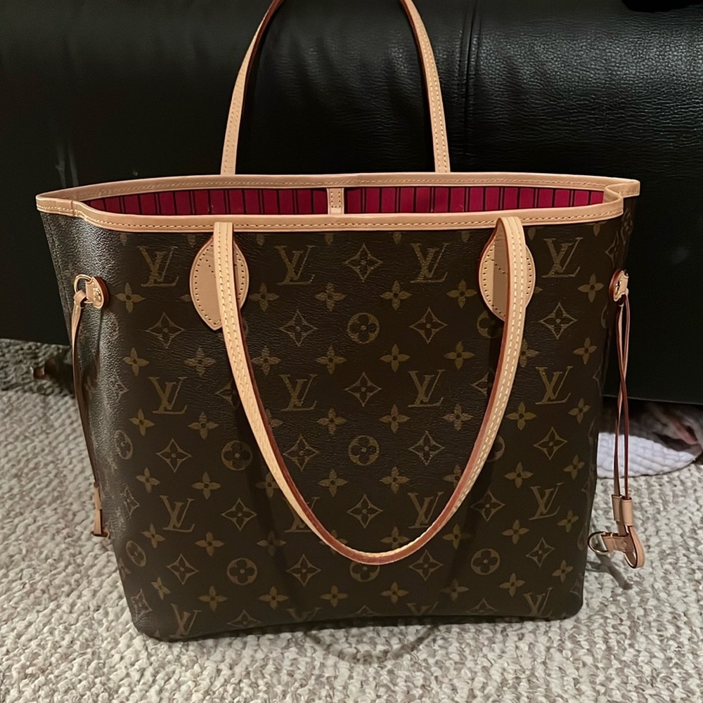 Louis Vuitton Neverfull